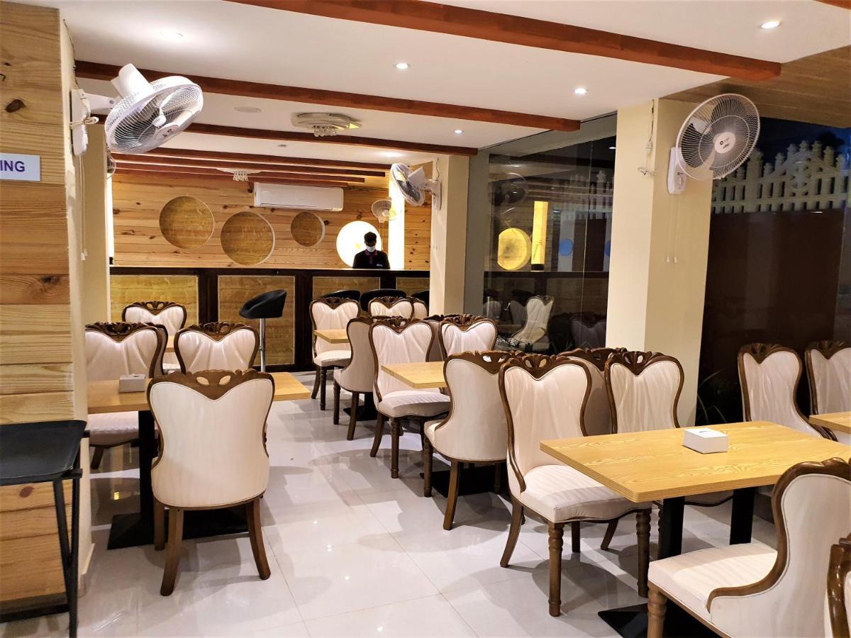 Vits Shanti Solitaire, Arpora Exterior photo