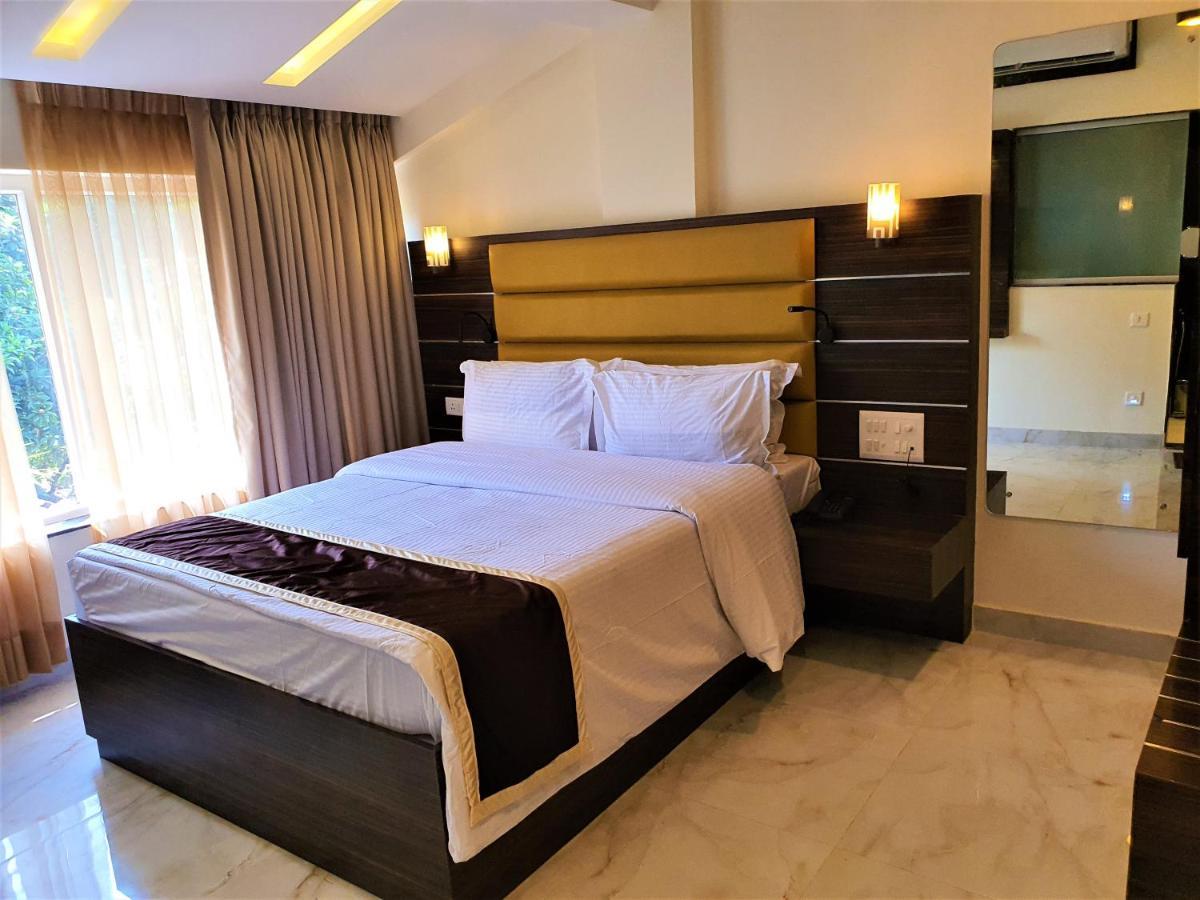 Vits Shanti Solitaire, Arpora Exterior photo