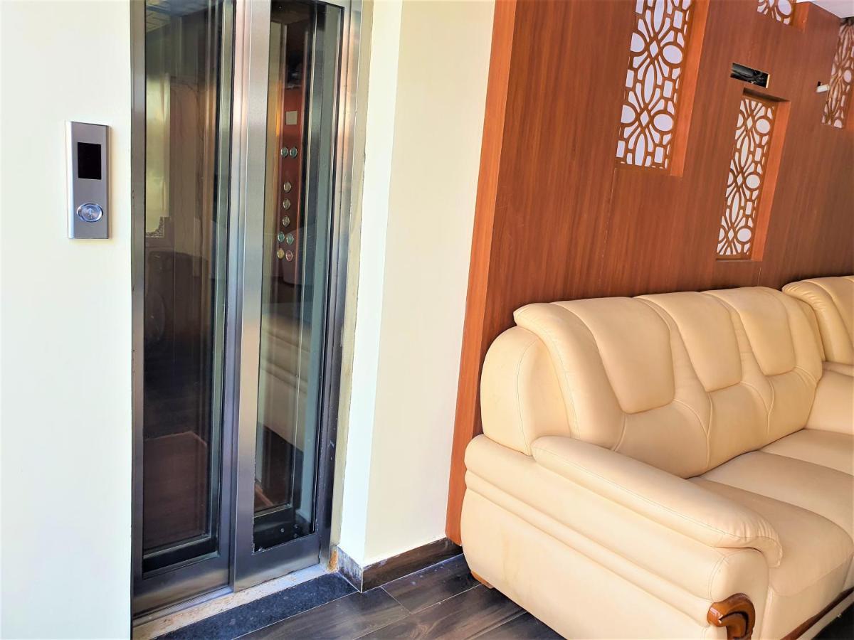 Vits Shanti Solitaire, Arpora Exterior photo
